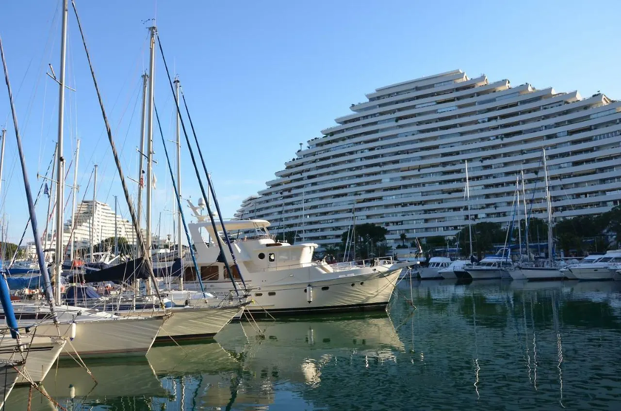 Апартаменты Dream French Riviera - Fame Marina Baie Des Anges Вильнёв-Лубе Франция