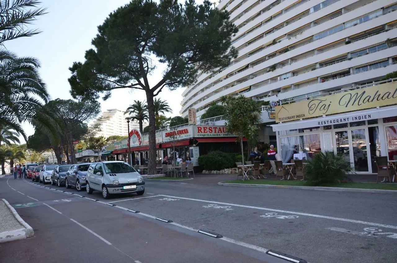 Апартаменты Dream French Riviera - Fame Marina Baie Des Anges Вильнёв-Лубе