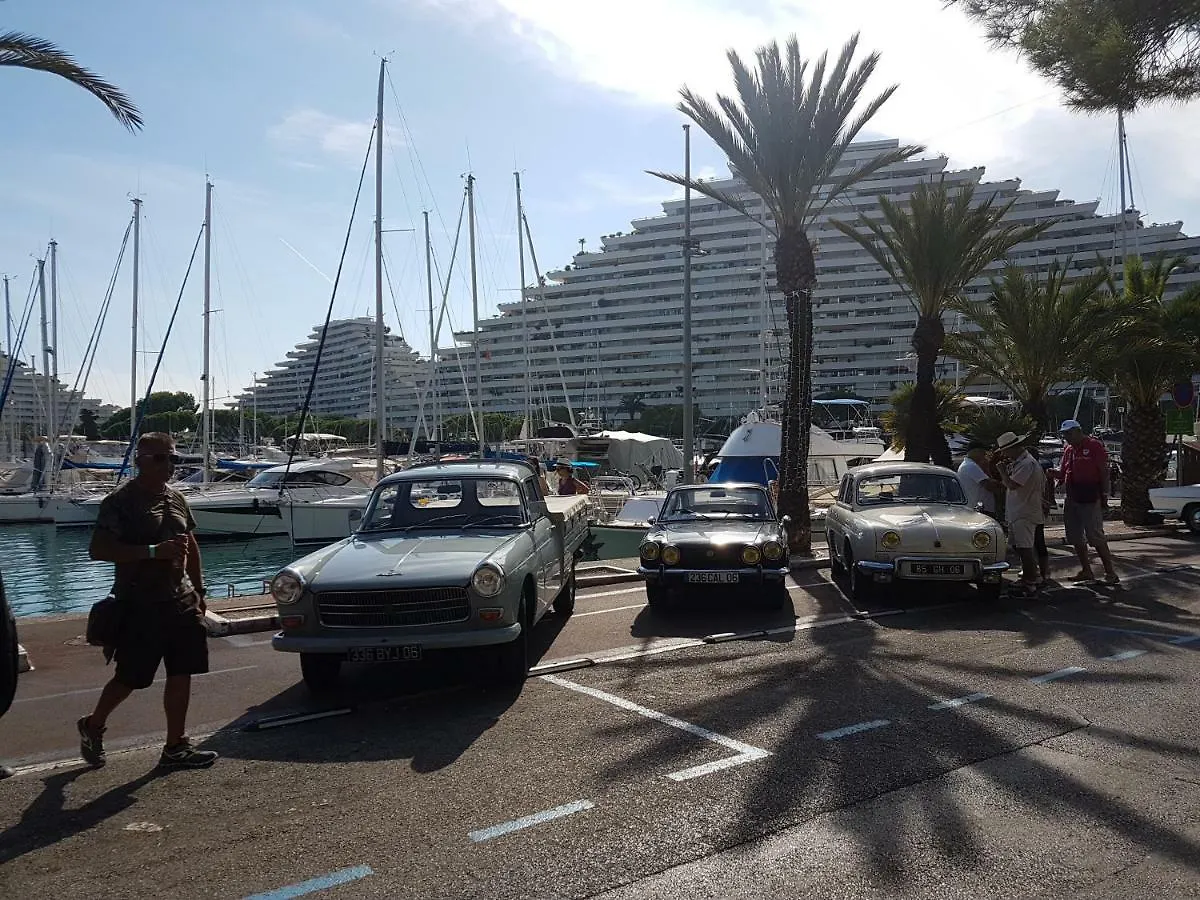 Апартаменты Dream French Riviera - Fame Marina Baie Des Anges Вильнёв-Лубе